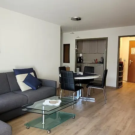 Viktoria B Apartment *